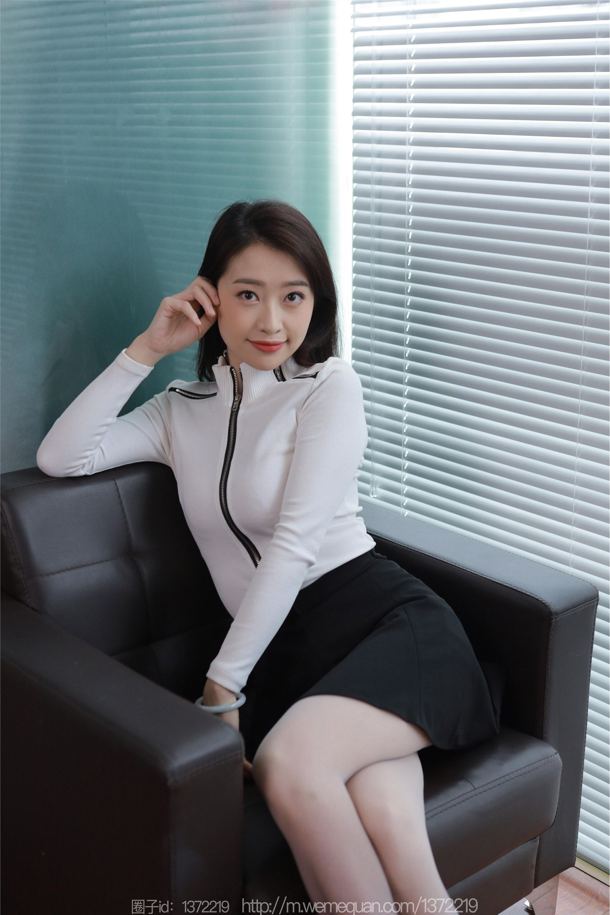 IESS异思趣向  2023.04.21 丝享家 1428 小婕《甜甜的微笑》